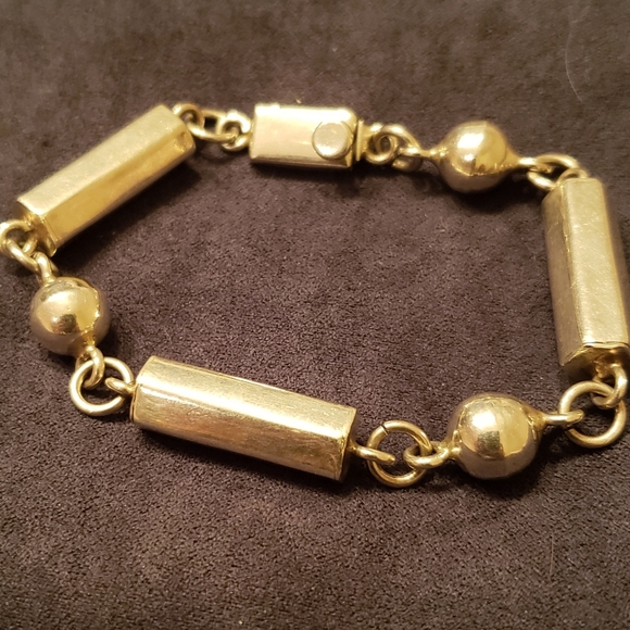 Sterling Silver ball and bar bracelet